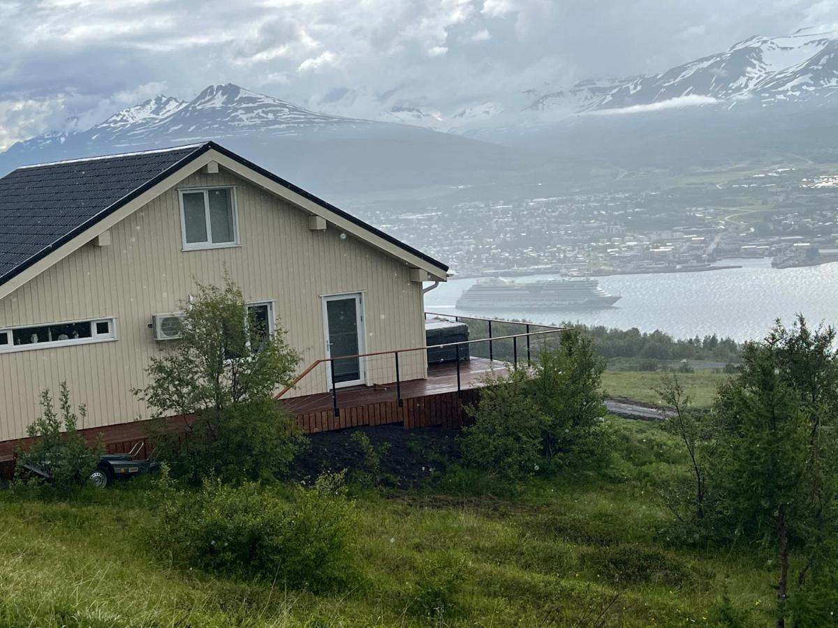 Akureyri - Cabin With An Amazing View Villa Exterior photo